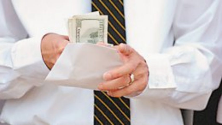 Предпринимателей оштрафовали почти на 100 млн грн штрафов за нелегальных сотрудников