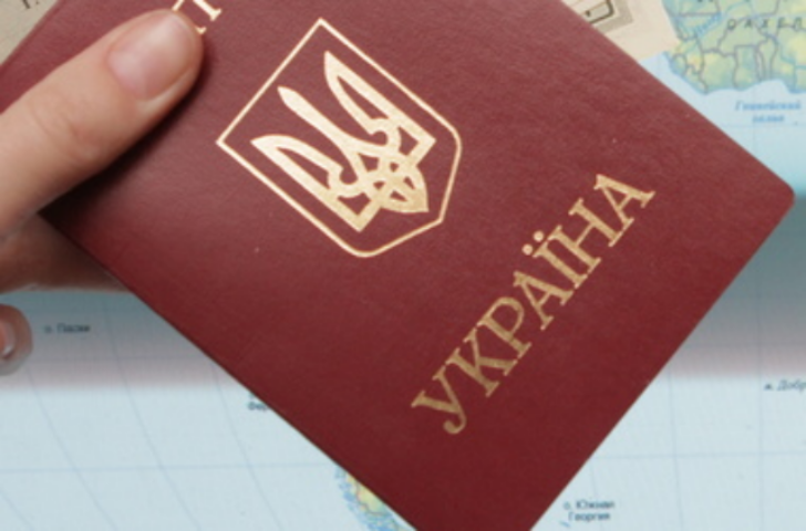 Россия уже в этом году может потребовать от украинцев загранпаспорта