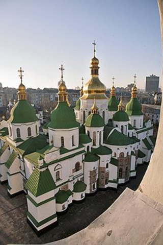 "София" строит планы