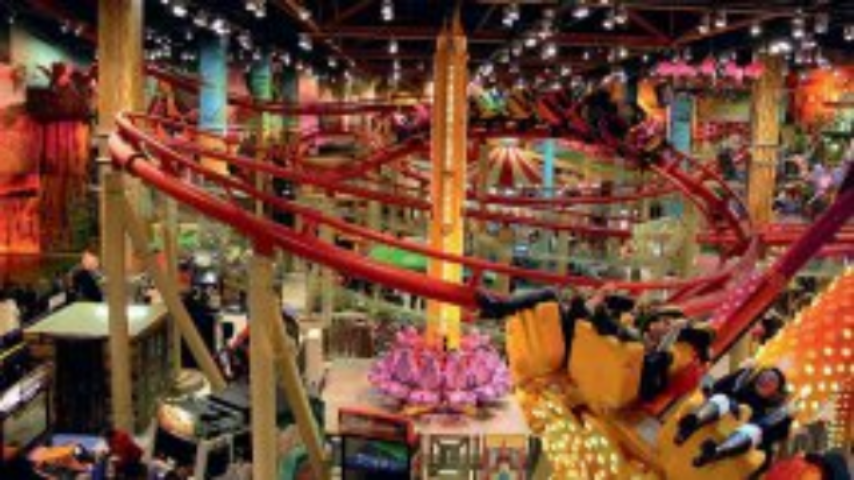В Ocean Plaza откроют парк аттракционов за $5 млн