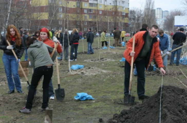Власти зовут киевлян приводить столицу в порядок