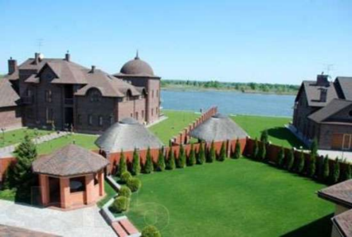 Топ самых дорогих особняков под Киевом