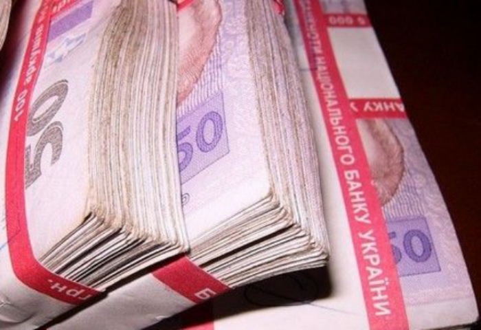 Директора Киевского дворца детей и юношества поймали на взятке в 40 тыс. грн
	