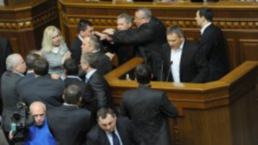 Во сколько обходится Украине Верховная Рада