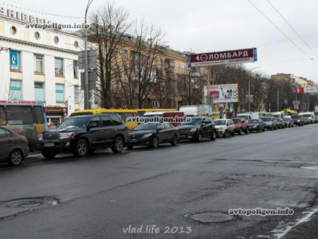 Топ-10 самых длинных пробок зимы: 24 декабря в Киеве стало рекордным