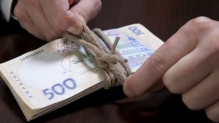 Депозиты и кредиты в гривне растут, а проценты - снижаются