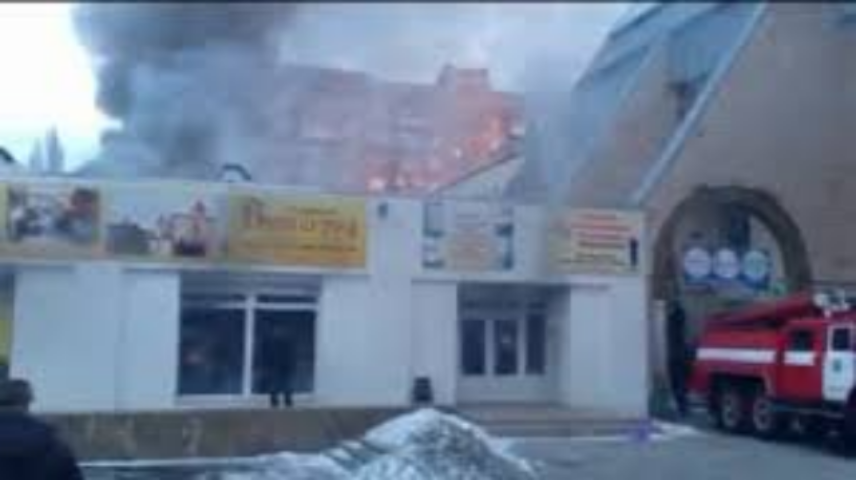 В Вышгороде в супермаркете прогремело два взрыва 