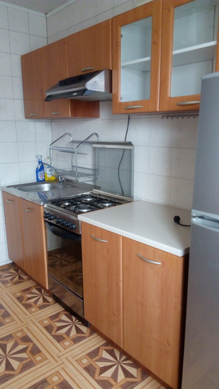 Оренда 2-кімнатної квартири 45 м², Метробудівська вул., 3