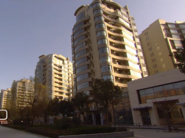 В Китае появляются "призрачные" города и торговые центр. Фото
