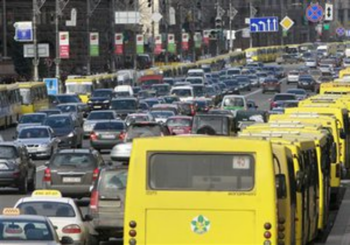 В Киеве начали закрывать частные маршутки