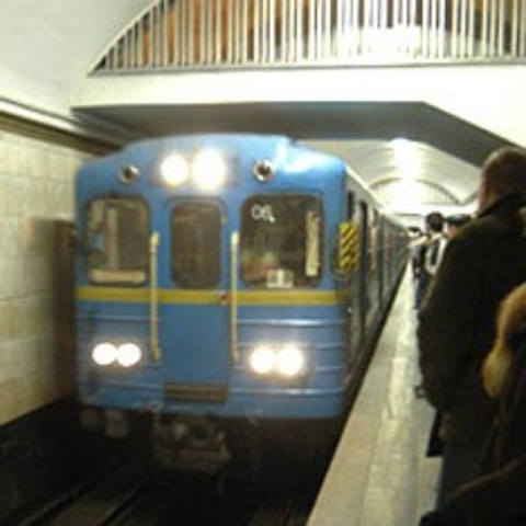 Киевское метро отключат от электричества за долги