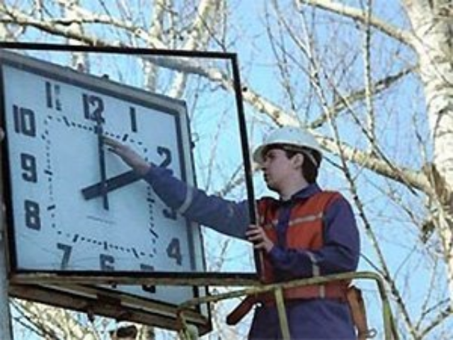 Украинцы в марте снова перейдут на летнее время 