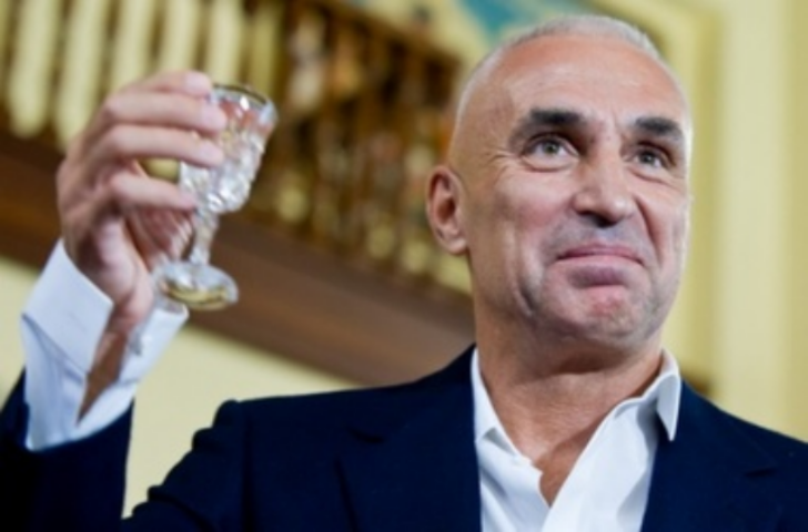Александр Ярославский купил сеть ТРЦ "Караван"