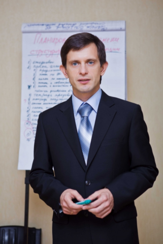 Рынок риэлторских услуг должно регулировать не только государство