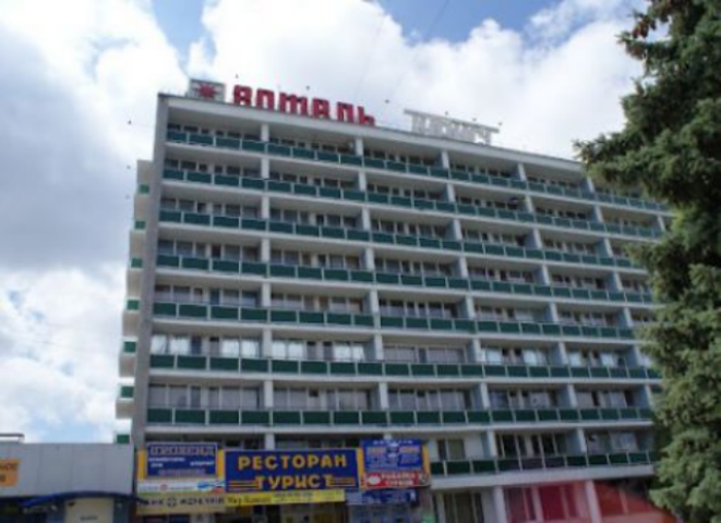 В Харькове жильцов cгоревшего дома переселили в гостиницу «Турист»