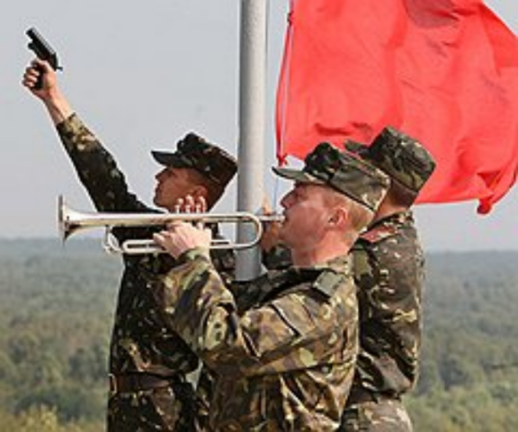 Соседи Украины активно вооружаются, страну могут втянуть в конфликт