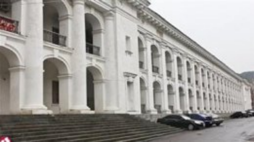Реконструкция Гостиного двора грозит обвалом туннеля метро
