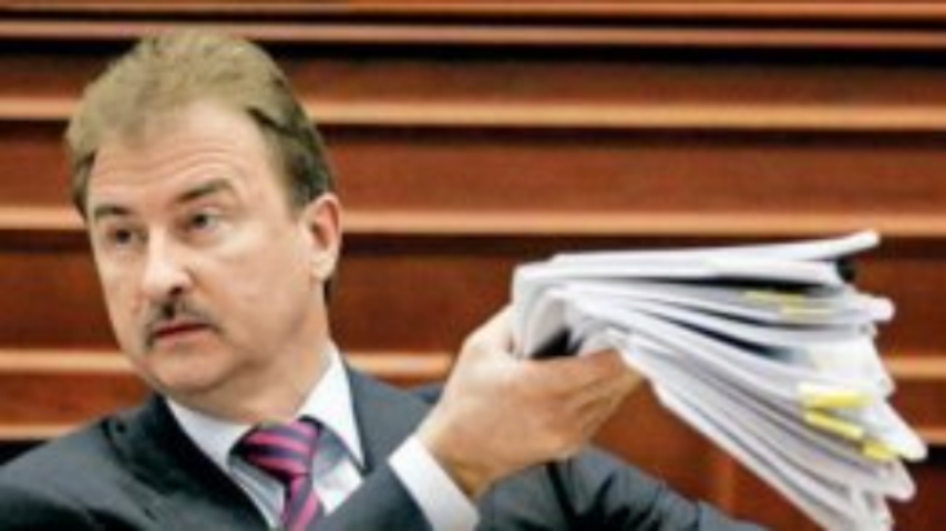 Попов подготовил проект бюджета Киева на 2013 год