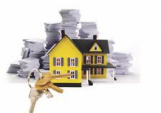 Азаров намерен разрешить проблему с регистрацией прав собственности