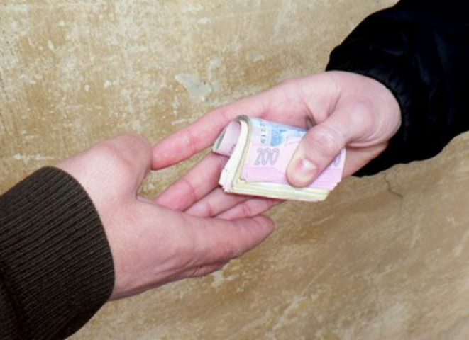 Во Львове директора-коммунальщика задержали за взятку в $600 