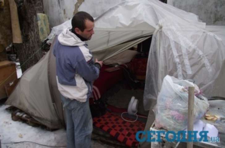 Крымским погорельцам обещают жилье к лету