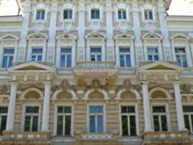 Город распродаёт недвижимость в центре Одессы по 600 долларов за метр