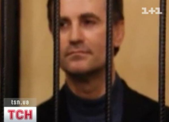 Павличенко рассказал, как его избивали риэлторы с "беркутовцами"