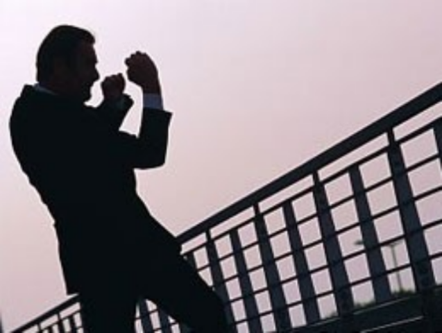 За что бьют депутатов и их детей