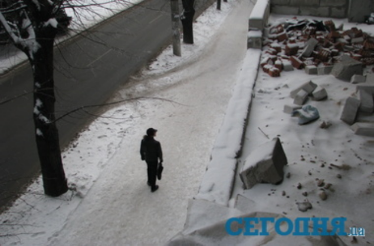 История одного из самых опасных недостроенных домов Днепропетровска