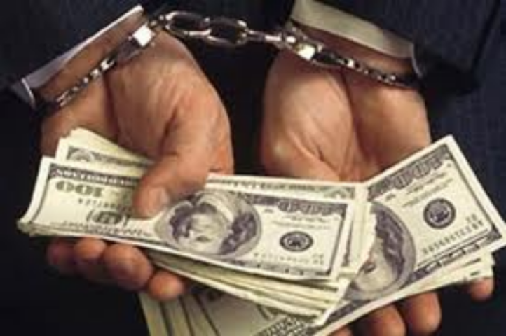 В Крыму готовятся судить чиновников–коррупционеров 