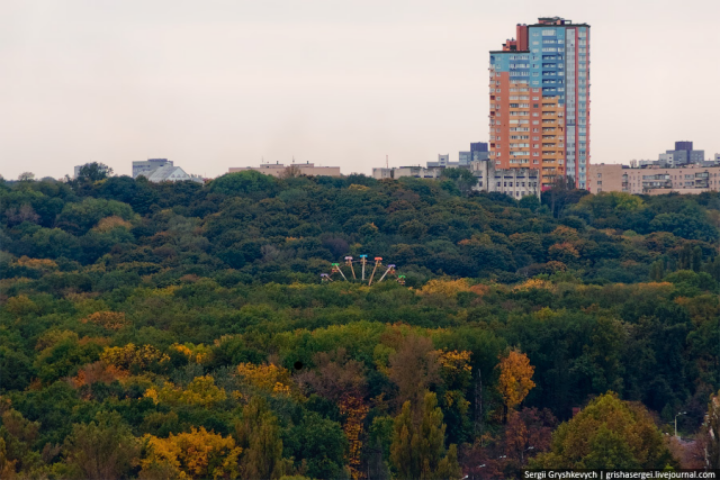Демеевка и Голосеево: массивы рядом, но цены разные