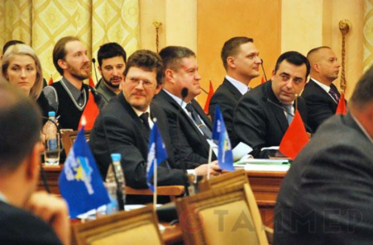 Горсовет принял в коммунальную собственность ряд общежитий