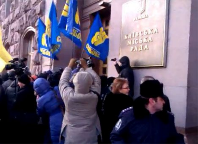 Предприниматели пошли на штурм Киевсовета