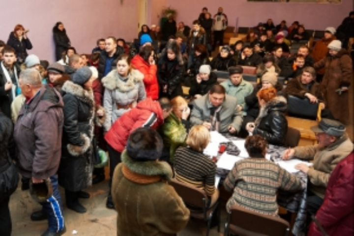 Жители поврежденного взрывом дома получат материальную помощь до конца года