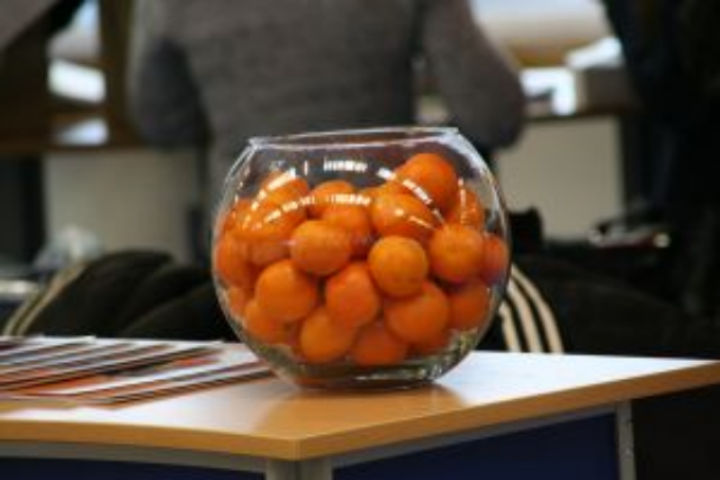 На новогоднем столе у украинцев могут появиться зараженные мухами мандарины