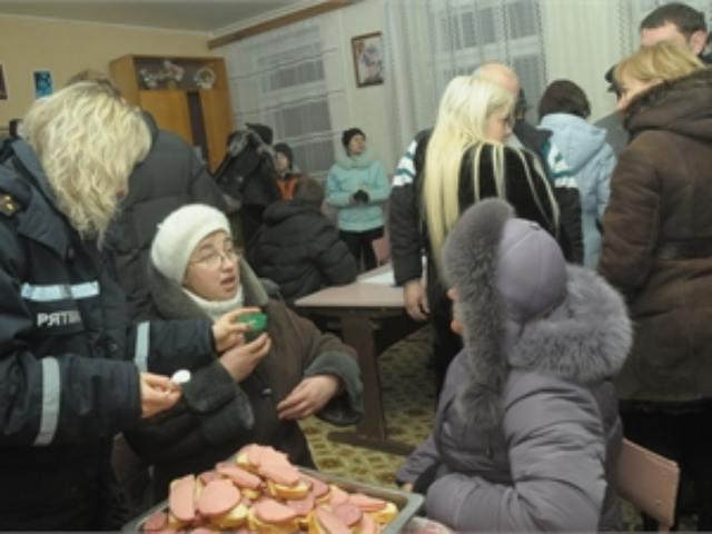 Пострадавшим от взрыва в Харькове не хватает еды 