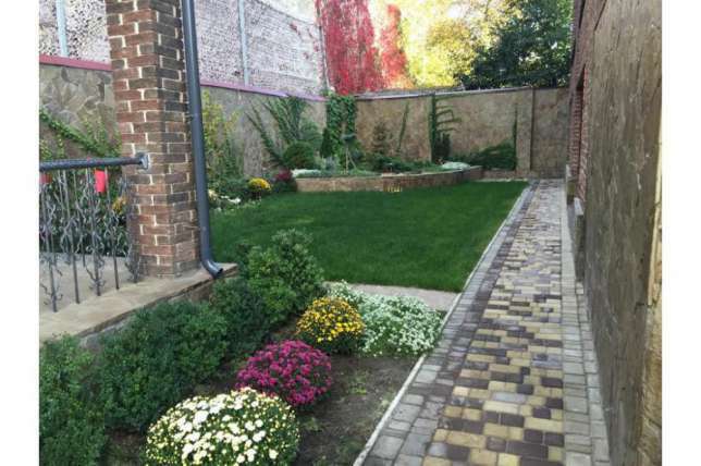 Продажа 3-комнатной квартиры 95 м², Севастопольская ул., 67а