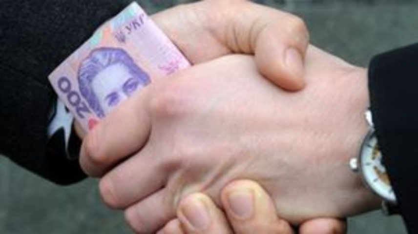 За год налоговики раскрыли 32 международных преступления