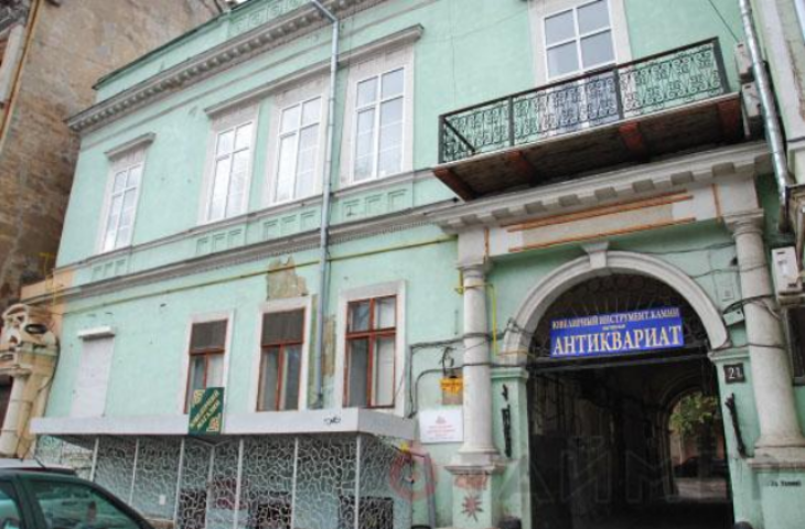 Одесситы: историческое здание напротив Горсада пытаются уничтожить с помощью суда