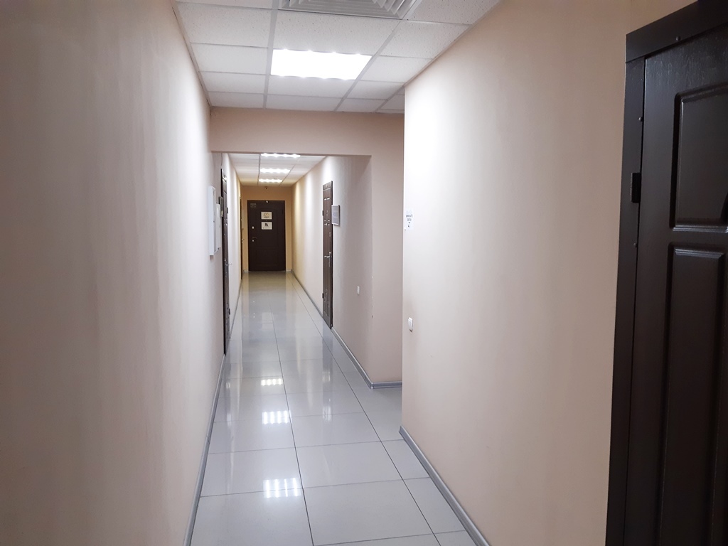 Оренда офісу 30 м², Новокостянтинівська вул., 1В