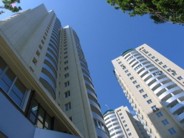 Киевлян хотят жестче наказывать за незаконную перепланировку