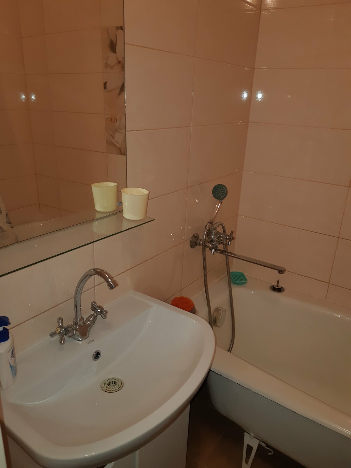 Оренда 2-кімнатної квартири 48 м², Олександра Поля просп., 42