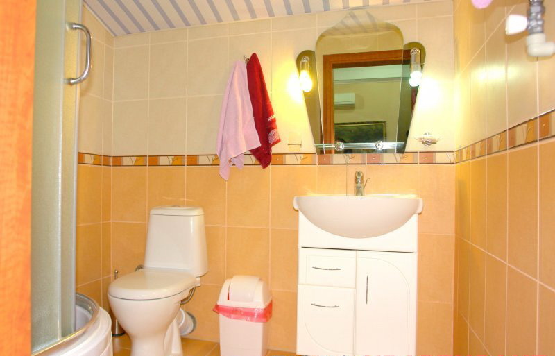 2-комнатная квартира посуточно 62 м², Суховоля ул., 9
