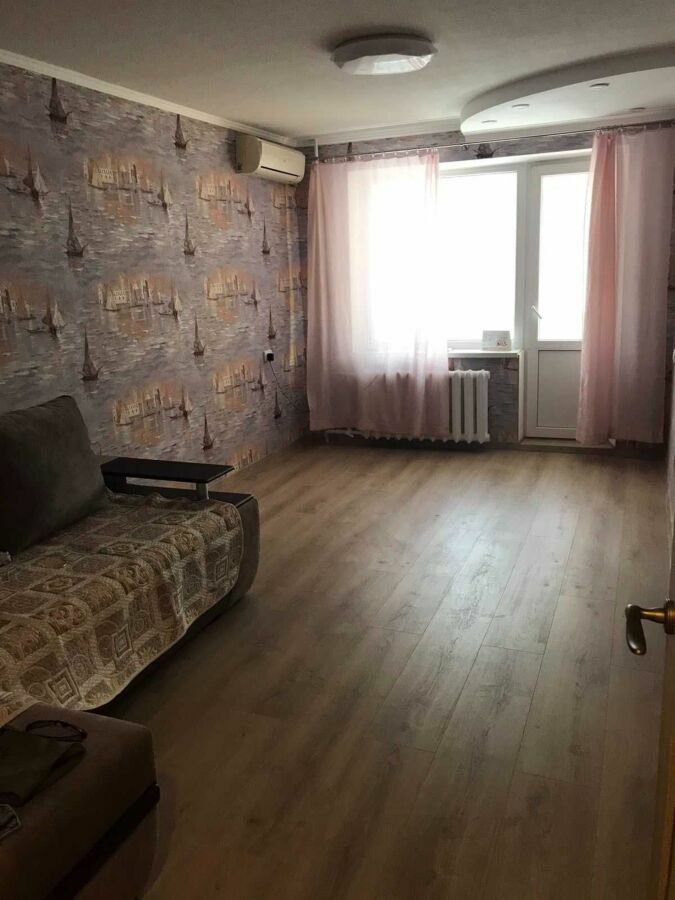 Продажа 2-комнатной квартиры 43 м², Героев Труда ул., 31
