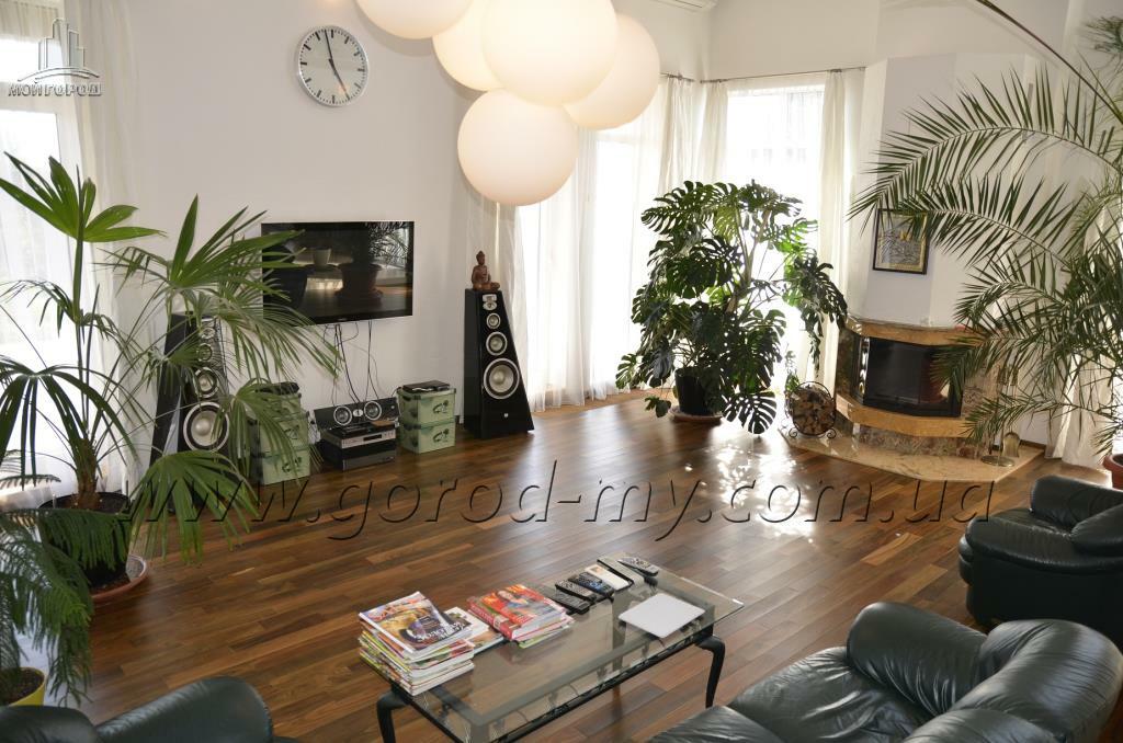 Продажа дома 600 м², Орловщина ул., 111