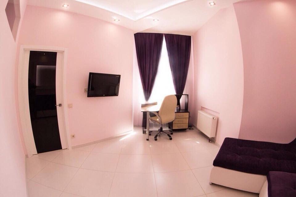 Продаж 4-кімнатної квартири 100 м², Дмитрія Яворницького просп., 3