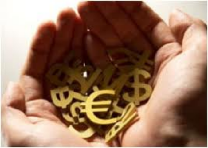 Под "Мовний шумок" власть устроила раздачу ресурсов олигархам