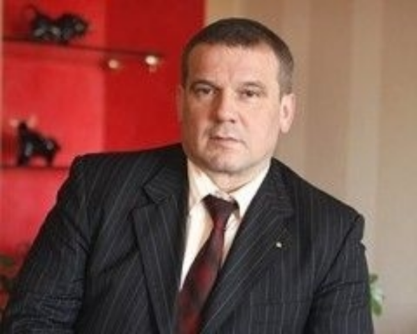 Лучше не удешевлять жилье, а увеличивать зарплаты