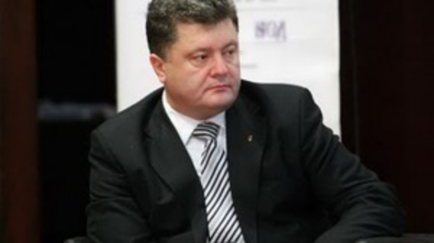 Порошенко судится с жильцами общежитий