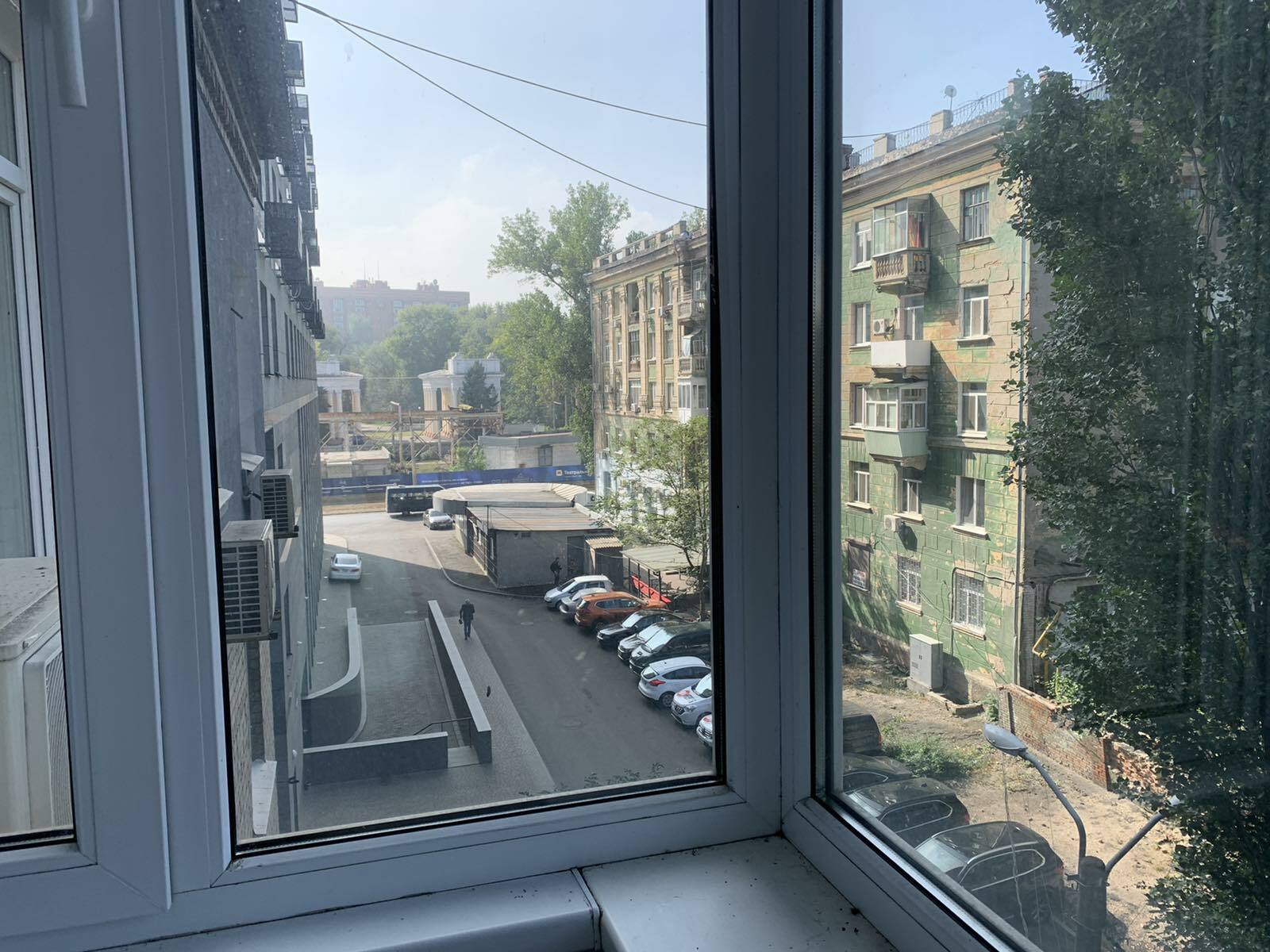 Аренда 1-комнатной квартиры 37 м², Дмитрия Яворницкого просп., 82